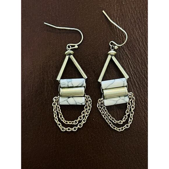White Howlite Earrings Jewelry Triangle Chains Dangle Brass Color 3 Bars Art Dec - Picture 9 of 9